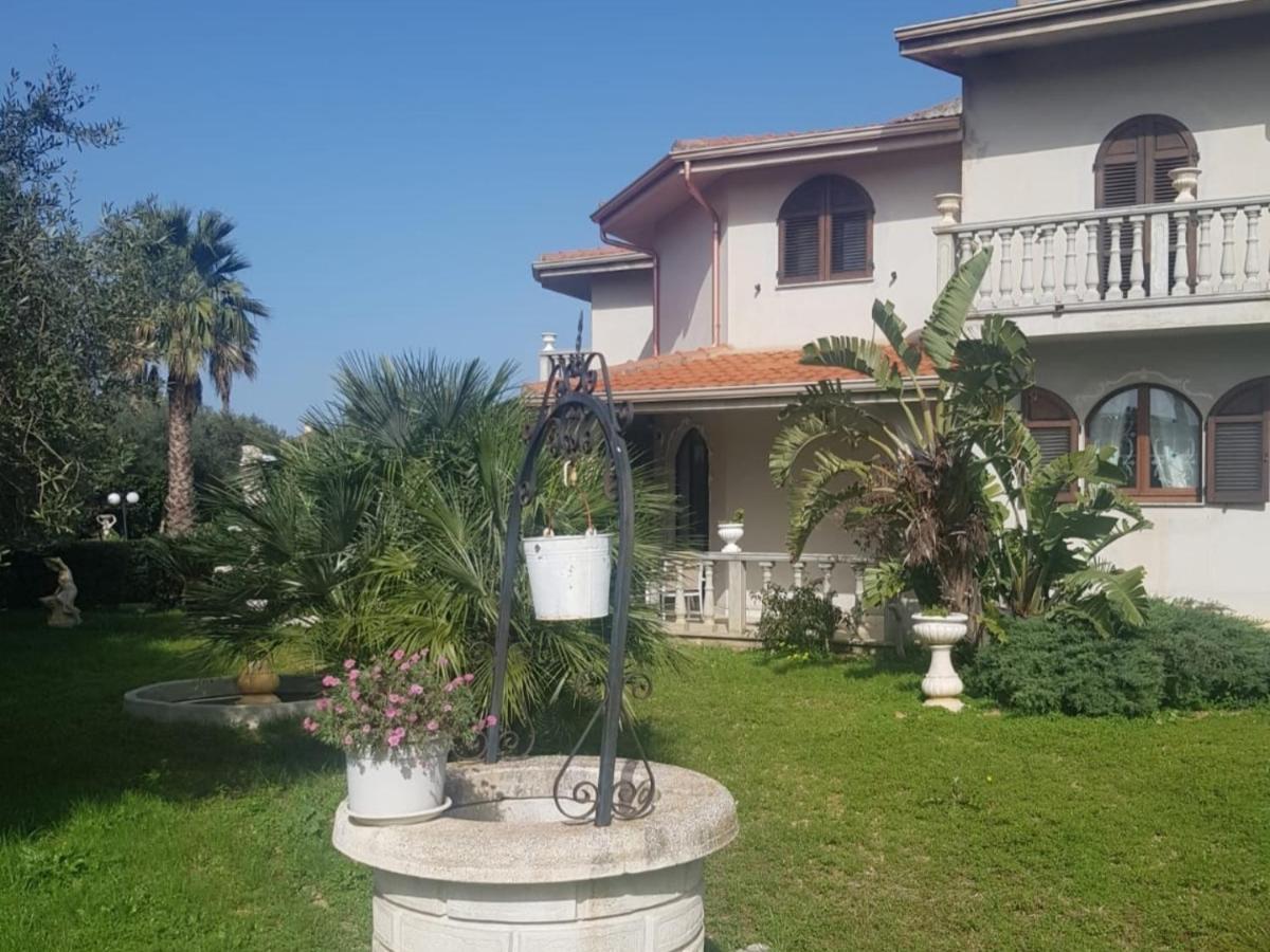 La Casa Delle Rose 2 Villa Giba ภายนอก รูปภาพ